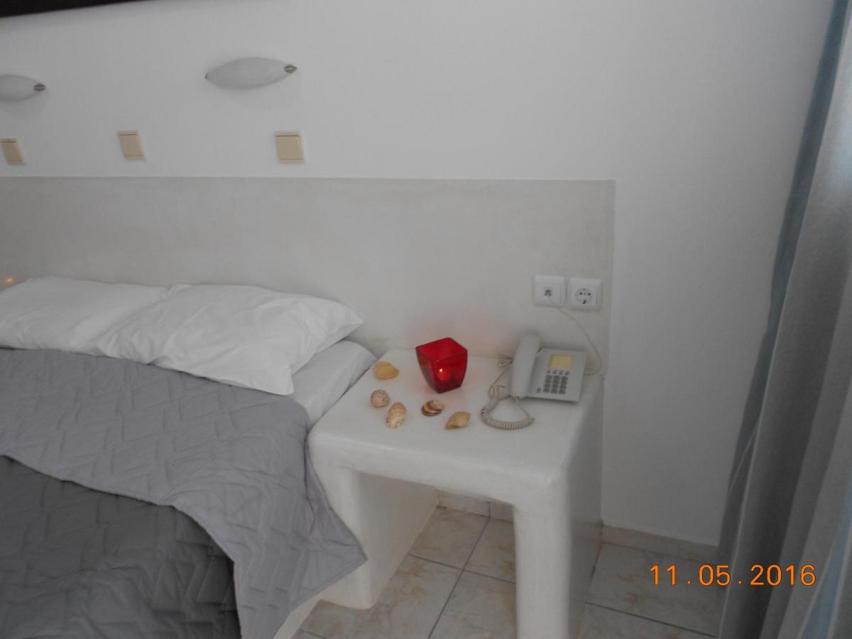 Rooms To Let Rena Monólithos Exterior photo